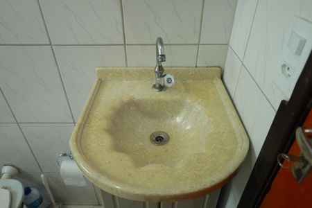 Apartamento para alugar com 64m², 2 quartos e sem vagaBanheiro