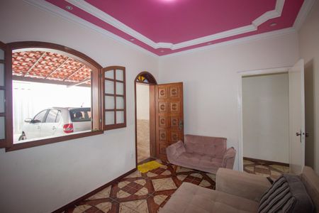 Casa para alugar com 360m², 3 quartos e 4 vagas Casa para alugar com 360m², 3 quartos e 4 vagasSala