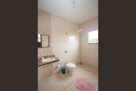 Casa para alugar com 360m², 3 quartos e 4 vagas Casa para alugar com 360m², 3 quartos e 4 vagasBanheiro da Suíte