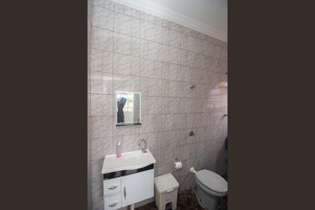 Casa para alugar com 360m², 3 quartos e 4 vagas Casa para alugar com 360m², 3 quartos e 4 vagasBanheiro da Suíte 2