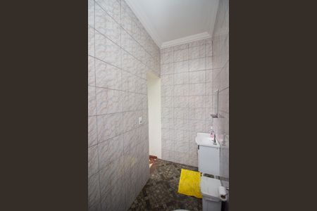 Casa para alugar com 360m², 3 quartos e 4 vagas Casa para alugar com 360m², 3 quartos e 4 vagasBanheiro da Suíte 2