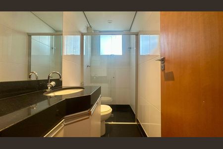 Apartamento para alugar com 210m², 4 quartos e 3 vagasBanheiro 