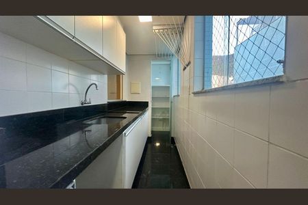 Apartamento para alugar com 210m², 4 quartos e 3 vagasÁrea de serviço 