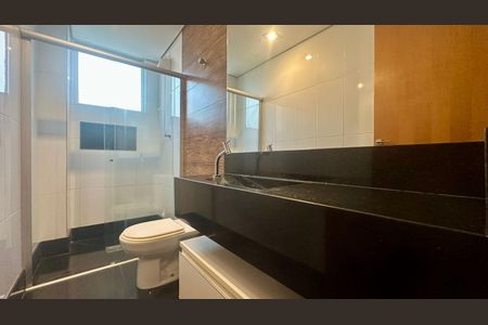Apartamento para alugar com 210m², 4 quartos e 3 vagasBanheiro 