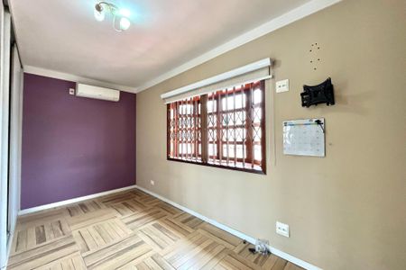 Quarto 1 de casa para alugar com 2 quartos, 170m² em Jardim Jabaquara, São Paulo