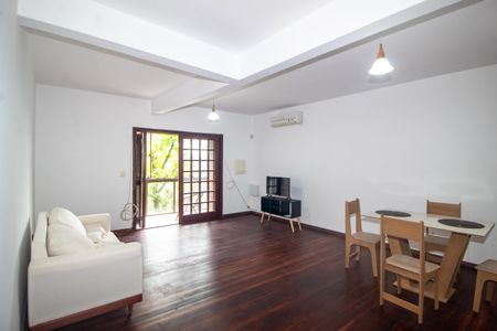 Casa à venda com 400m², 3 quartos e 2 vagas Casa à venda com 400m², 3 quartos e 2 vagasSala 2