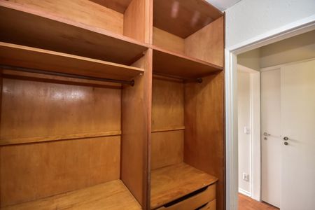 Apartamento à venda com 94m², 2 quartos e 1 vagaArmário da Suíte 