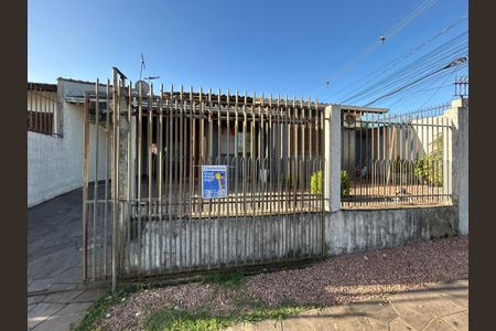 Casa à venda com 99m², 2 quartos e 3 vagas