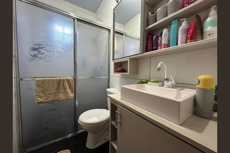 Casa à venda com 99m², 2 quartos e 3 vagas Casa à venda com 99m², 2 quartos e 3 vagasBanheiro