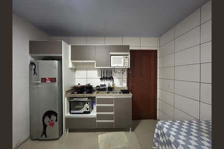 Casa à venda com 99m², 2 quartos e 3 vagas Casa à venda com 99m², 2 quartos e 3 vagasCozinha