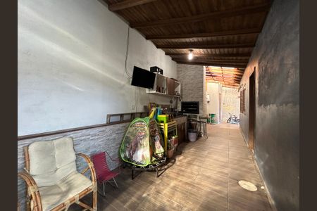 Casa à venda com 99m², 2 quartos e 3 vagas Casa à venda com 99m², 2 quartos e 3 vagasÁrea gourmet