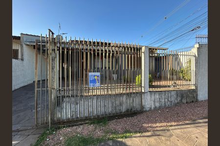 Casa à venda com 99m², 2 quartos e 3 vagas