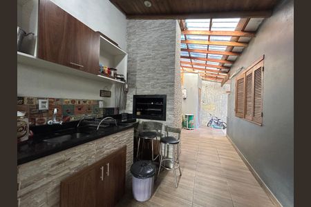 Casa à venda com 99m², 2 quartos e 3 vagas Casa à venda com 99m², 2 quartos e 3 vagasÁrea gourmet