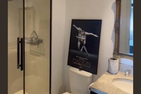 Apartamento à venda com 58m², 2 quartos e 1 vagaBanheiro Social