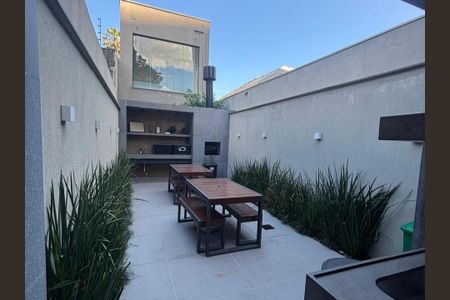 Apartamento à venda com 58m², 2 quartos e 1 vagaÁrea comum