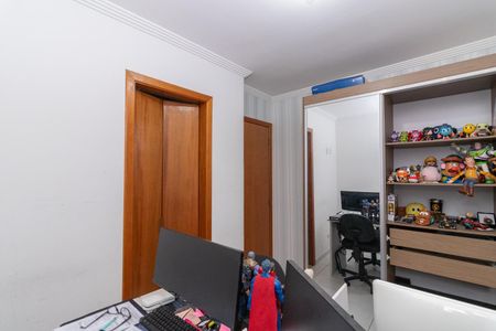 Casa à venda com 97m², 3 quartos e 3 vagasSuíte 2