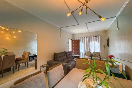 Casa para alugar com 100m², 3 quartos e 1 vaga