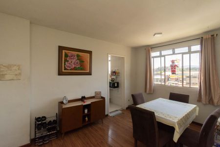 Apartamento à venda com 3 quartos, 55m² em Jardim Industrial, Contagem