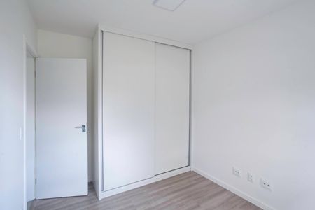 Apartamento para alugar com 77m², 3 quartos e 2 vagasQuarto 2