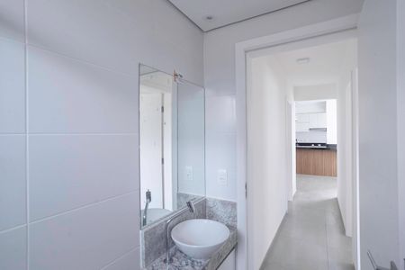 Apartamento para alugar com 77m², 3 quartos e 2 vagasBanheiro social 