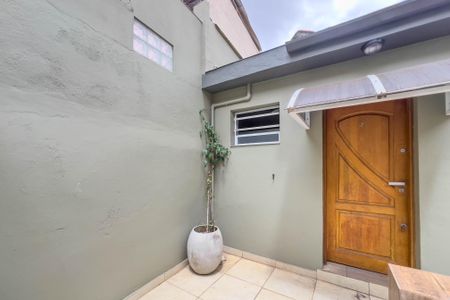 Casa de condomínio para alugar com 50m², 1 quarto e sem vaga Casa de condomínio para alugar com 50m², 1 quarto e sem vagaVaranda