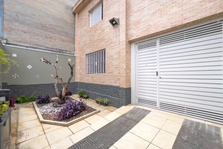 Casa de condomínio para alugar com 50m², 1 quarto e sem vaga Casa de condomínio para alugar com 50m², 1 quarto e sem vagaFachada