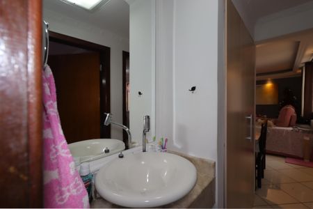 Apartamento à venda com 56m², 2 quartos e 1 vagaBanheiro