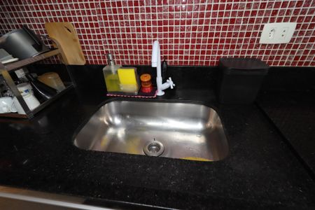 Apartamento à venda com 56m², 2 quartos e 1 vagaCozinha - Pia