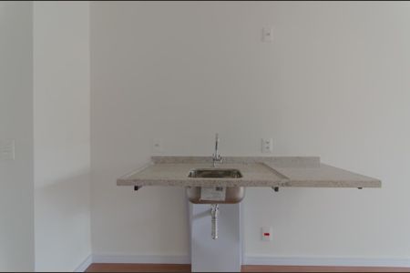 Cozinha  de apartamento para alugar com 1 quarto, 27m² em Sacomã, São Paulo
