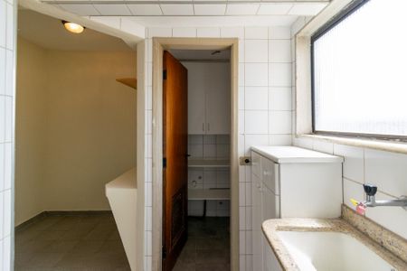 Apartamento para alugar com 124m², 3 quartos e 1 vaga Apartamento para alugar com 124m², 3 quartos e 1 vagaÁrea de Serviço