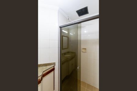 Apartamento para alugar com 124m², 3 quartos e 1 vaga Apartamento para alugar com 124m², 3 quartos e 1 vagaBanheiro Social
