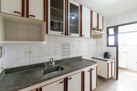 Apartamento para alugar com 124m², 3 quartos e 1 vaga Apartamento para alugar com 124m², 3 quartos e 1 vagaCozinha