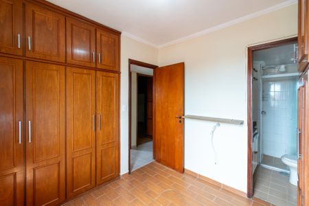 Apartamento para alugar com 124m², 3 quartos e 1 vaga Apartamento para alugar com 124m², 3 quartos e 1 vagaSuíte
