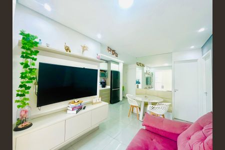 Sala de apartamento para alugar com 2 quartos, 44m² em Vila Itapegica, Guarulhos