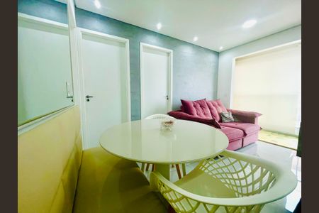 Apartamento à venda com 44m², 2 quartos e 1 vagaSala de Jantar