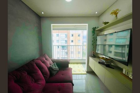 Sala de apartamento para alugar com 2 quartos, 44m² em Vila Itapegica, Guarulhos