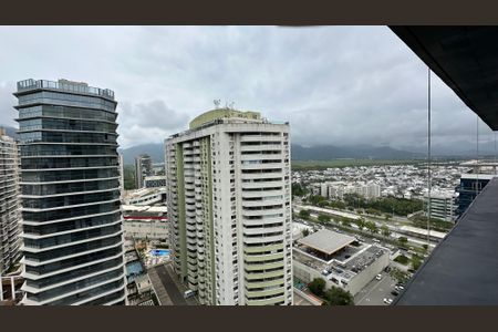 Apartamento à venda com 83m², 2 quartos e 1 vaga Apartamento à venda com 83m², 2 quartos e 1 vagaVista