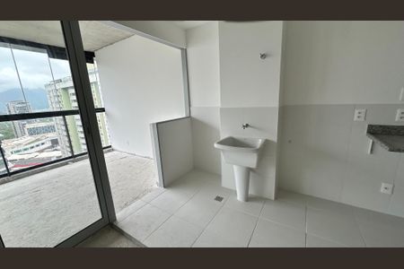 Apartamento à venda com 83m², 2 quartos e 1 vaga Apartamento à venda com 83m², 2 quartos e 1 vagaÁrea de Serviço