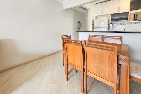 Apartamento para alugar com 80m², 2 quartos e 1 vagaSala
