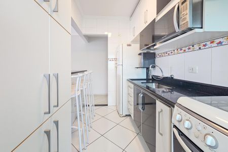Apartamento para alugar com 80m², 2 quartos e 1 vagaCozinha 