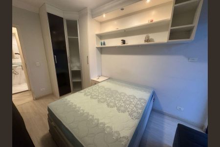 Apartamento para alugar com 2 quartos, 80m² em Jardim Tres Marias, Guarujá