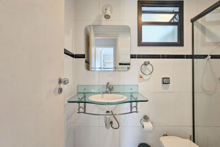 Apartamento para alugar com 80m², 2 quartos e 1 vagaBanheiro Social