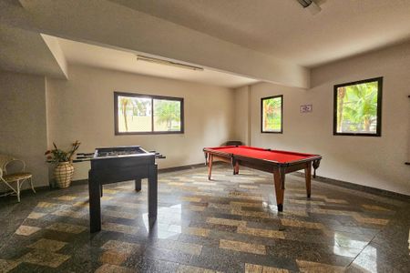 Apartamento para alugar com 80m², 2 quartos e 1 vagaÁrea de Lazer