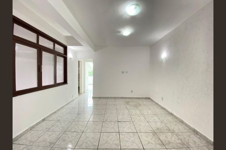 Sala de casa à venda com 5 quartos, 150m² em Engenho da Rainha, Rio de Janeiro