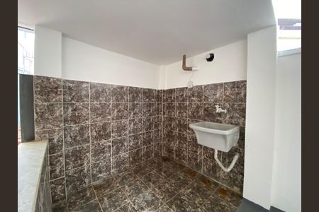 Casa à venda com 150m², 5 quartos e 2 vagas Casa à venda com 150m², 5 quartos e 2 vagasÁrea de Serviço