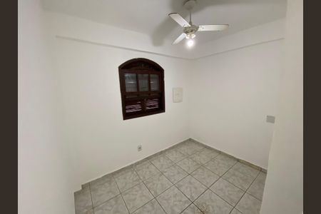 Casa à venda com 150m², 5 quartos e 2 vagas Casa à venda com 150m², 5 quartos e 2 vagasQuarto 3