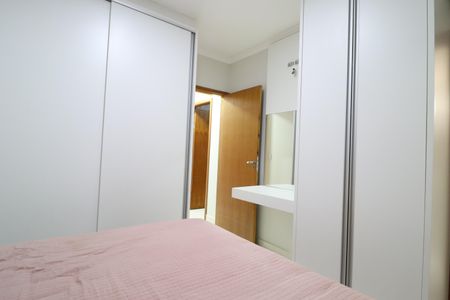 Apartamento para alugar com 60m², 2 quartos e 1 vagaSuíte