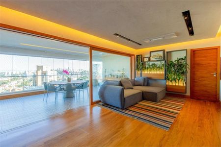 Apartamento para alugar com 3 quartos, 150m² em Vila Madalena, São Paulo