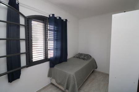 Casa à venda com 247m², 3 quartos e 2 vagasQuarto