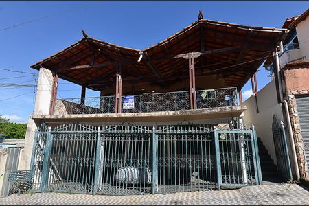 Casa para alugar com 300m², 3 quartos e 1 vagaFachada